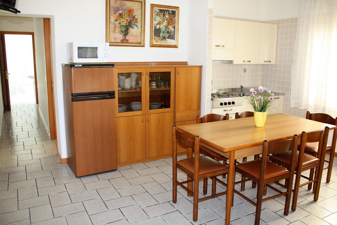 Villa Nodari Lignano Sabbiadoro Eksteriør billede